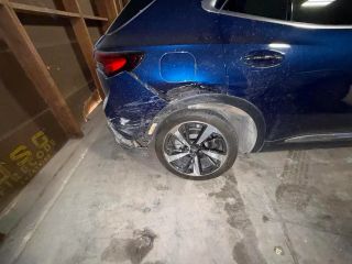 2022 Buick Envision FWD Essence - Primary Damage Right Image